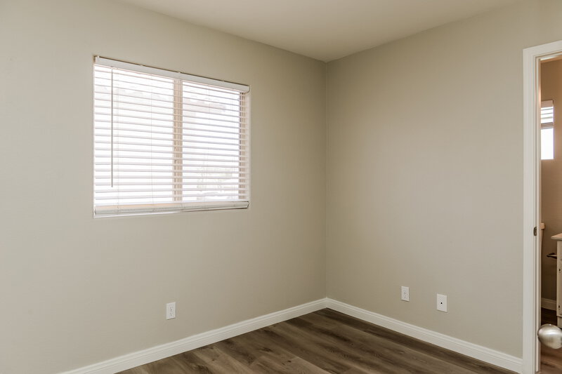 2,120/Mo, 9009 Ballad Avenue Las Vegas, NV 89129 Bedroom View 3