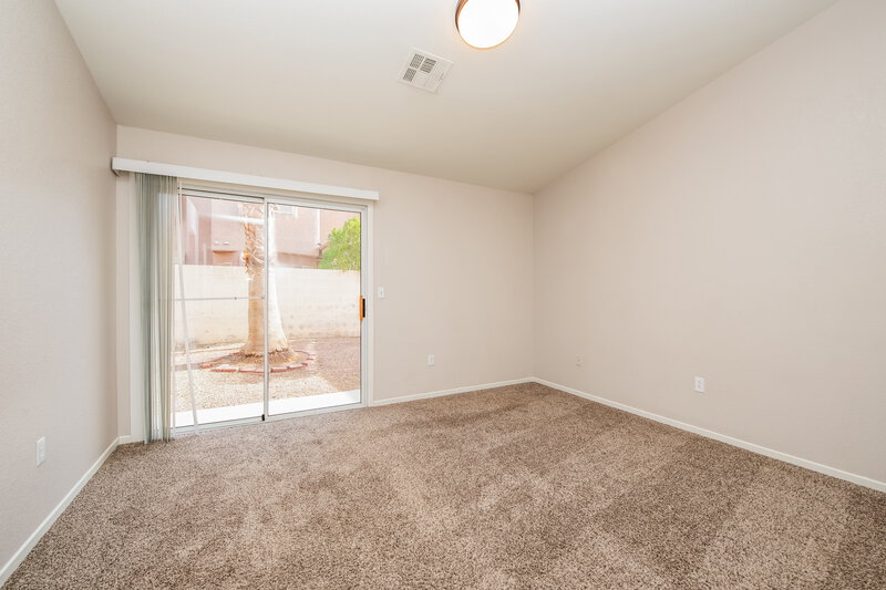 1,930/Mo, 5028 Monte Del Sol Ln North Las Vegas, NV 89031 Main Bedroom View
