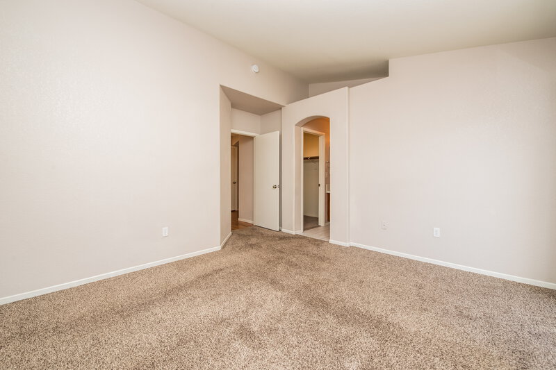 1,930/Mo, 5028 Monte Del Sol Ln North Las Vegas, NV 89031 Main Bedroom View 2