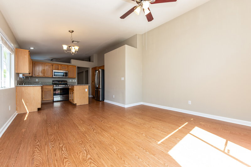 2,295/Mo, 5916 Round Castle Street Las Vegas, NV 89130 Dining Room View