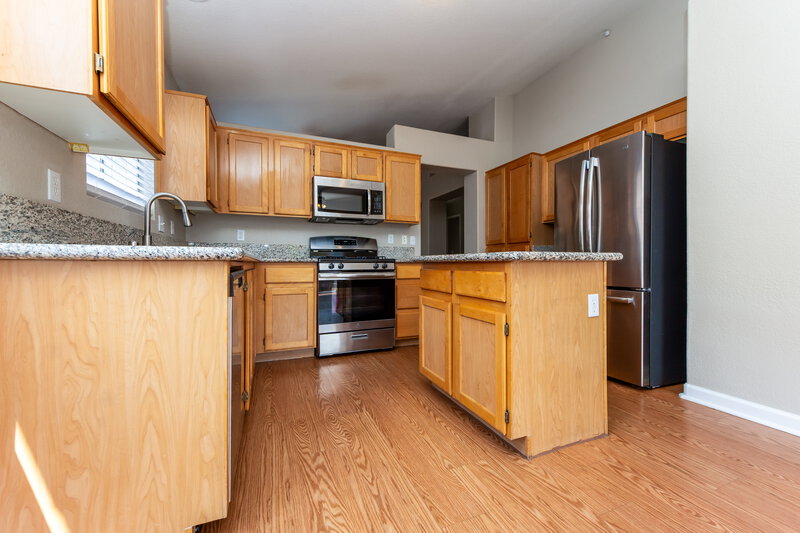 2,295/Mo, 5916 Round Castle Street Las Vegas, NV 89130 Kitchen View 2