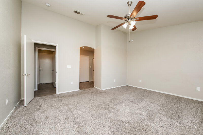 2,140/Mo, 206 Honey Locust Drive North Las Vegas, NV 89031 Main Bedroom View 2