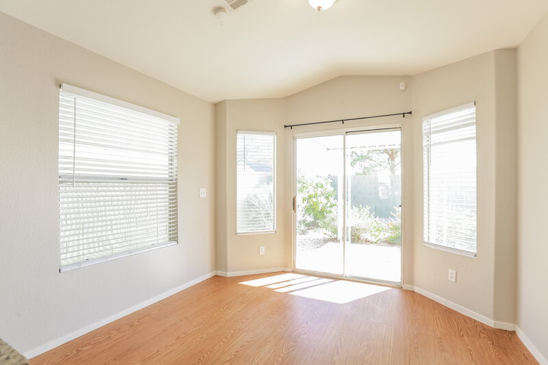 1,840/Mo, 8341 Pendragon Cir Las Vegas, NV 89145 Dining Room View