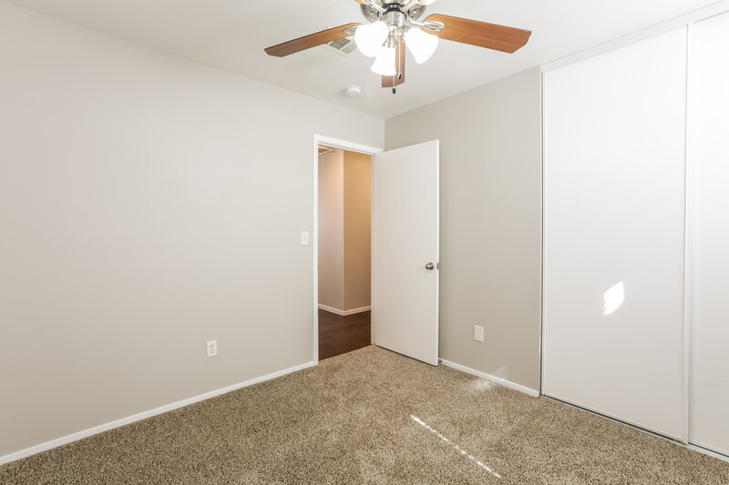 1,790/Mo, 832 Tollbrook Way Henderson, NV 89011 Bedroom View 4