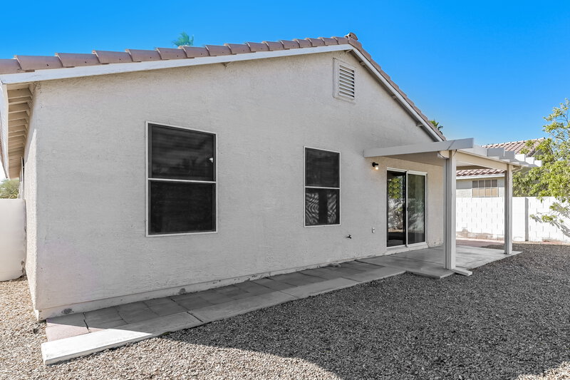 2,015/Mo, 614 Ana Raquel Ave North Las Vegas, NV 89031 Rear View 2