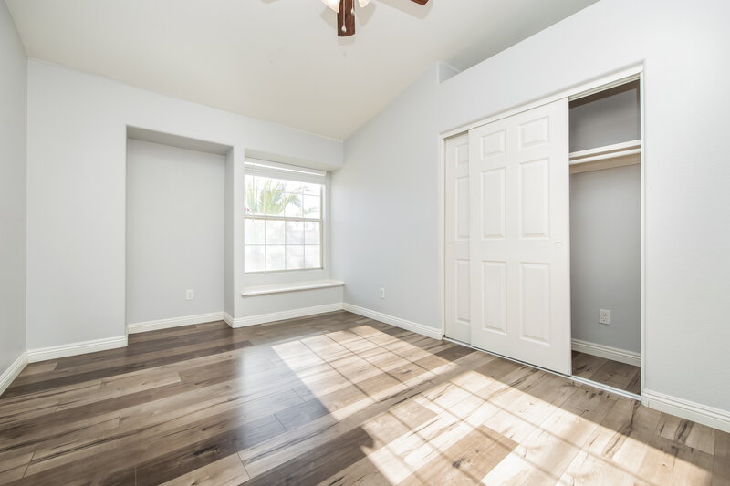 2,150/Mo, 704 Colonnade Row Dr North Las Vegas, NV 89032 Bedroom View