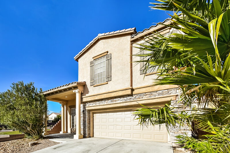 2,315/Mo, 324 Point Loma Avenue North Las Vegas, NV 89031 Front View