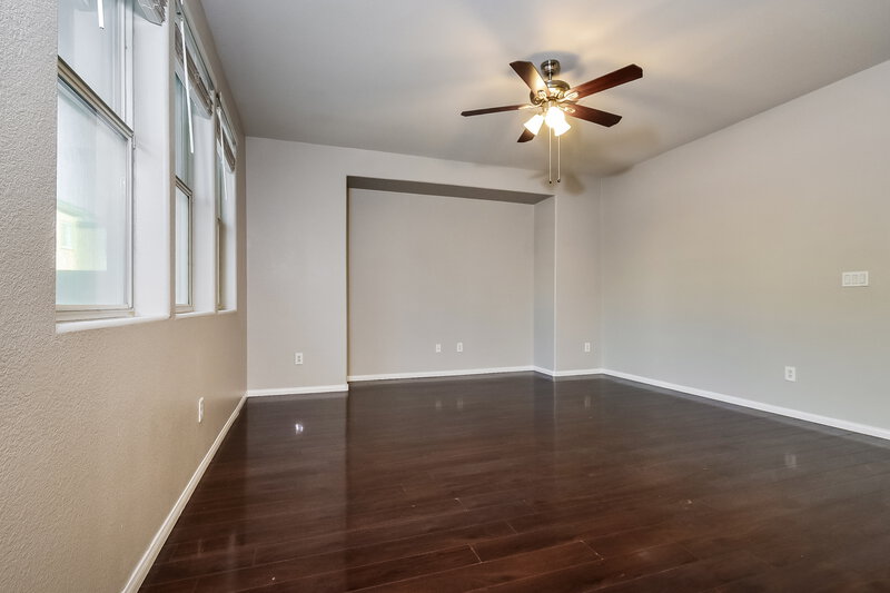 2,315/Mo, 324 Point Loma Avenue North Las Vegas, NV 89031 Living Room View