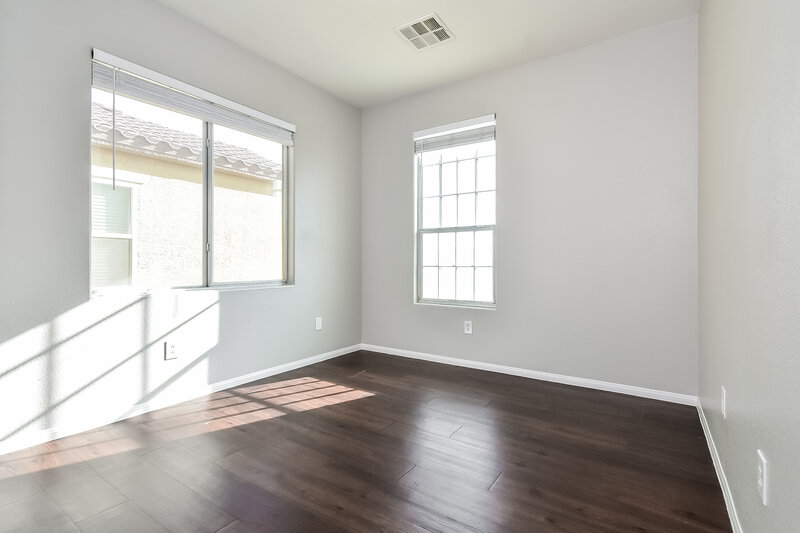 2,315/Mo, 324 Point Loma Avenue North Las Vegas, NV 89031 Family Room View