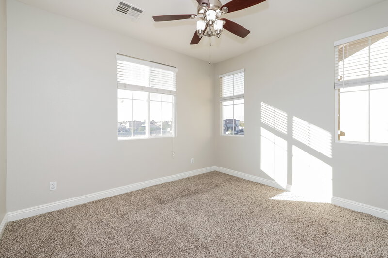 3,040/Mo, 4327 Hera Temple Avenue North Las Vegas, NV 89031 Bedroom View 2