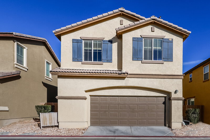 3,040/Mo, 4327 Hera Temple Avenue North Las Vegas, NV 89031 Garage View
