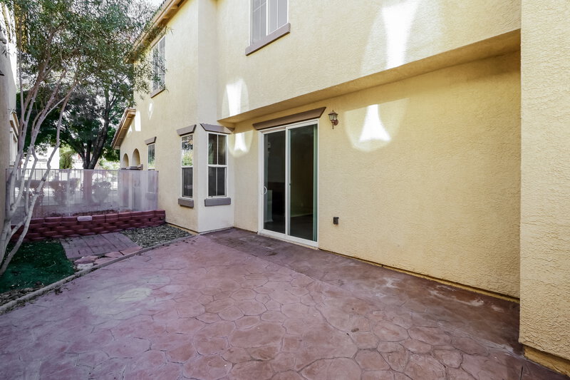 3,040/Mo, 4327 Hera Temple Avenue North Las Vegas, NV 89031 Rear View