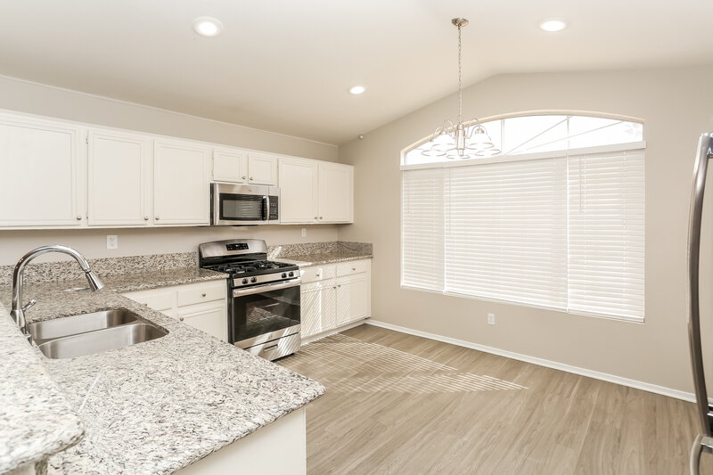2,145/Mo, 4119 Tatum Ct North Las Vegas, NV 89032 Kitchen View 2