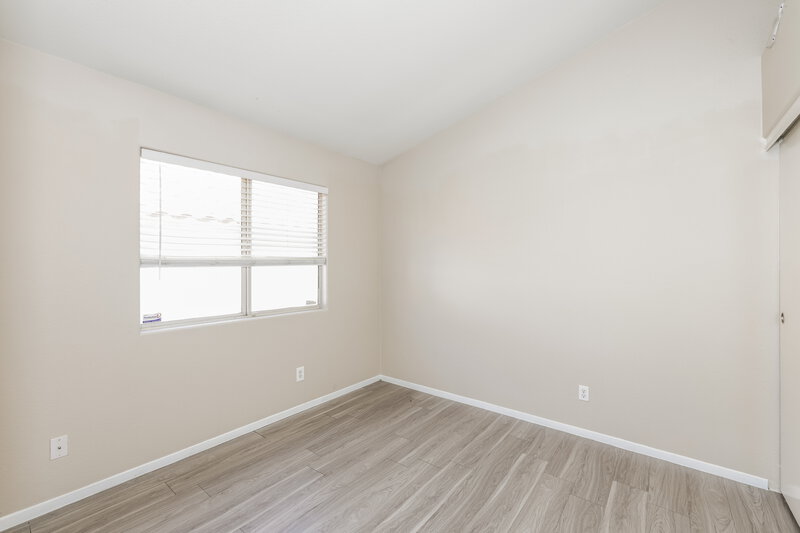 1,735/Mo, 6376 Venus Vale Court Las Vegas, NV 89156 Bedroom View