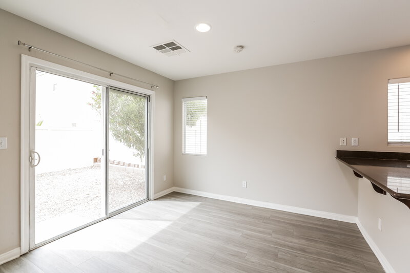 2,250/Mo, 9469 Diamond Bridge Avenue Las Vegas, NV 89166 Dining Room View