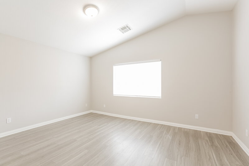 2,250/Mo, 9469 Diamond Bridge Avenue Las Vegas, NV 89166 Main Bedroom View