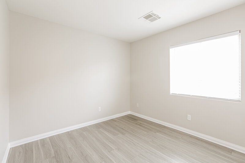 2,250/Mo, 9469 Diamond Bridge Avenue Las Vegas, NV 89166 Bedroom View 3