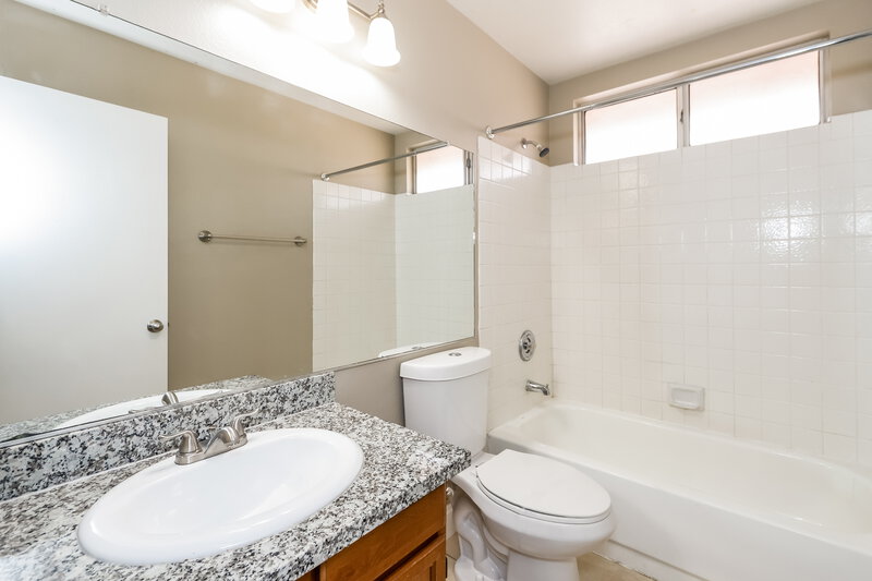 1,870/Mo, 109 Quiet Desert Lane Henderson, NV 89074 Bathroom View