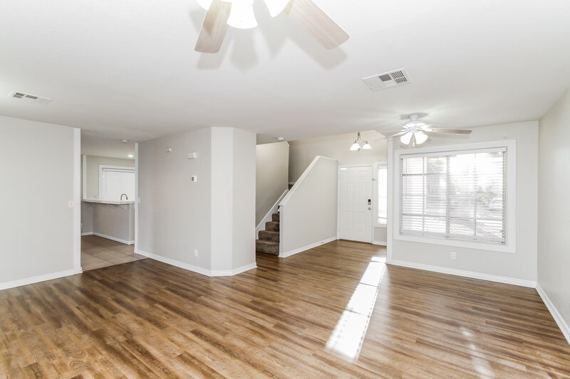 1,850/Mo, 1838 La Villa Drive North Las Vegas, NV 89031 Living Room View 2