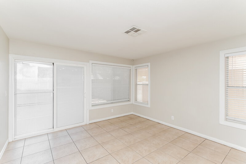 1,850/Mo, 1838 La Villa Drive North Las Vegas, NV 89031 Breakfast Nook View