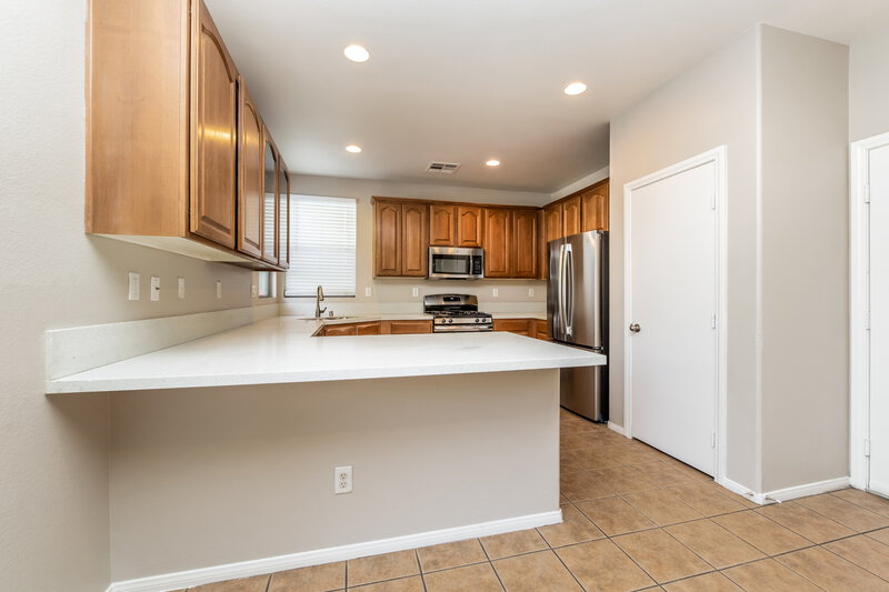 1,865/Mo, 1848 Arrow Stone Ct North Las Vegas, NV 89031 Kitchen View