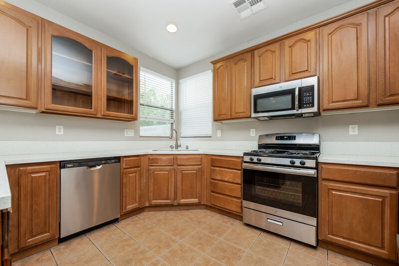 1,865/Mo, 1848 Arrow Stone Ct North Las Vegas, NV 89031 Kitchen View 2