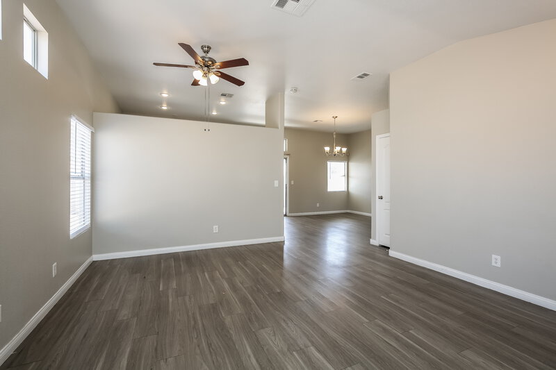 1,975/Mo, 3219 Panamint Ct North Las Vegas, NV 89032 Living Room View 2