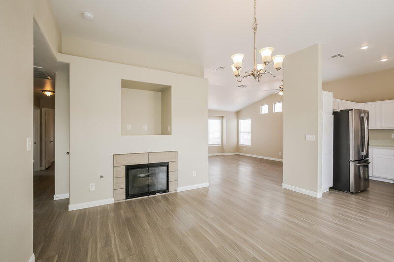 1,985/Mo, 3219 Panamint Ct North Las Vegas, NV 89032 Dining Room View 2