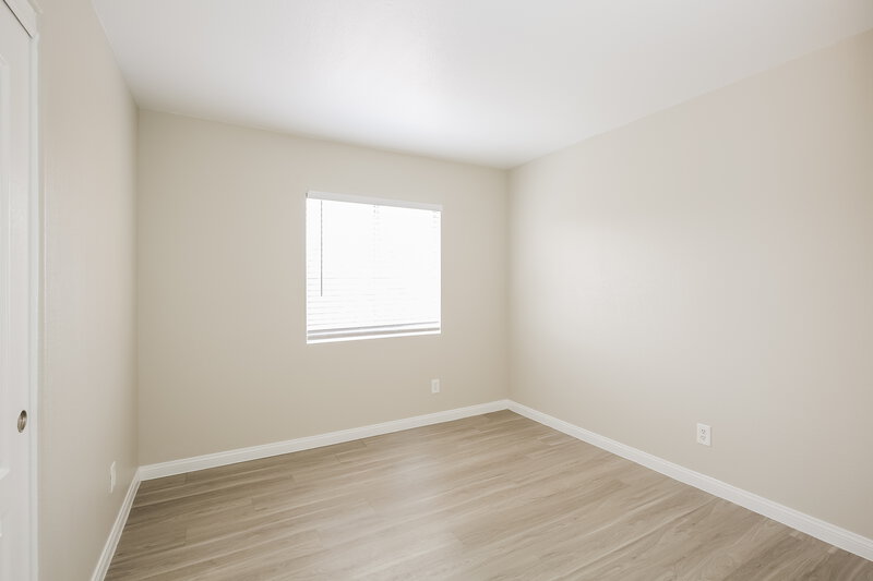 1,985/Mo, 3219 Panamint Ct North Las Vegas, NV 89032 Bedroom View 2