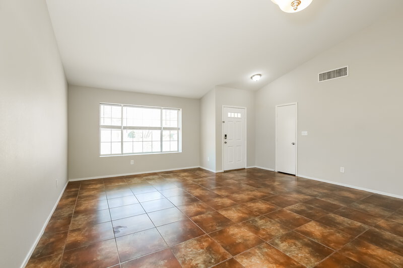 0/Mo, 1621 Running Creek Drive North Las Vegas, NV 89031 Living Room View