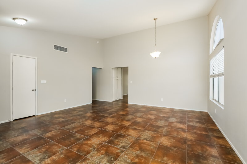 0/Mo, 1621 Running Creek Drive North Las Vegas, NV 89031 Living Room View 2