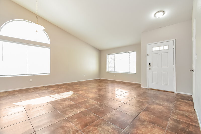 2,930/Mo, 1621 Running Creek Drive North Las Vegas, NV 89031 Family Room View