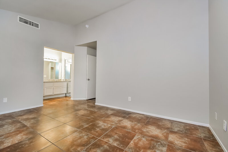 2,930/Mo, 1621 Running Creek Drive North Las Vegas, NV 89031 Main Bedroom View 2