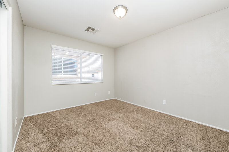 2,070/Mo, 6231 Blushing Willow St North Las Vegas, NV 89081 Bedroom View 2