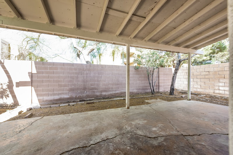 2,070/Mo, 6231 Blushing Willow St North Las Vegas, NV 89081 Rear View