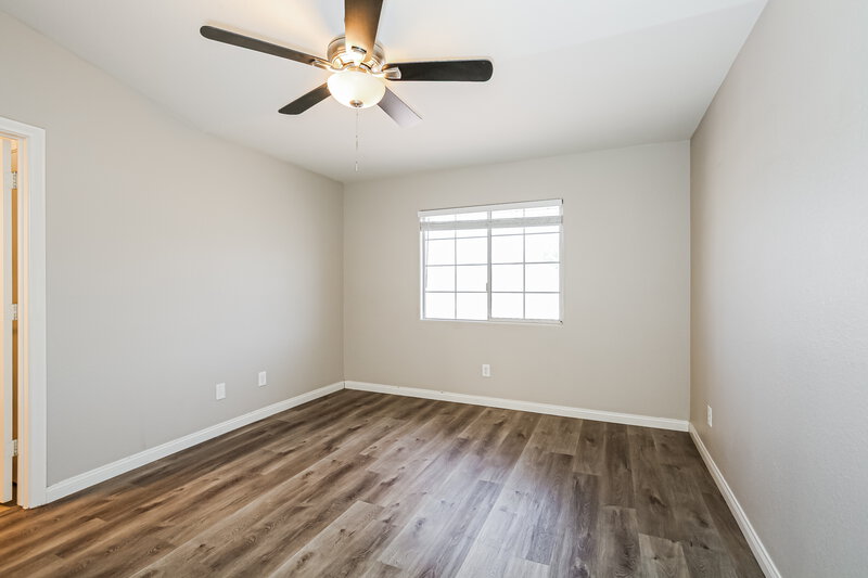 1,840/Mo, 504 Stonehurst Dr North Las Vegas, NV 89031 Main Bedroom View