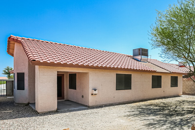1,840/Mo, 504 Stonehurst Dr North Las Vegas, NV 89031 Rear View