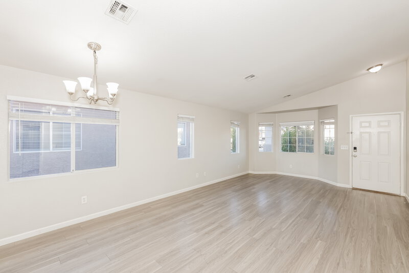 1,900/Mo, 511 Shallow Mist Ct North Las Vegas, NV 89032 Living Room View 2