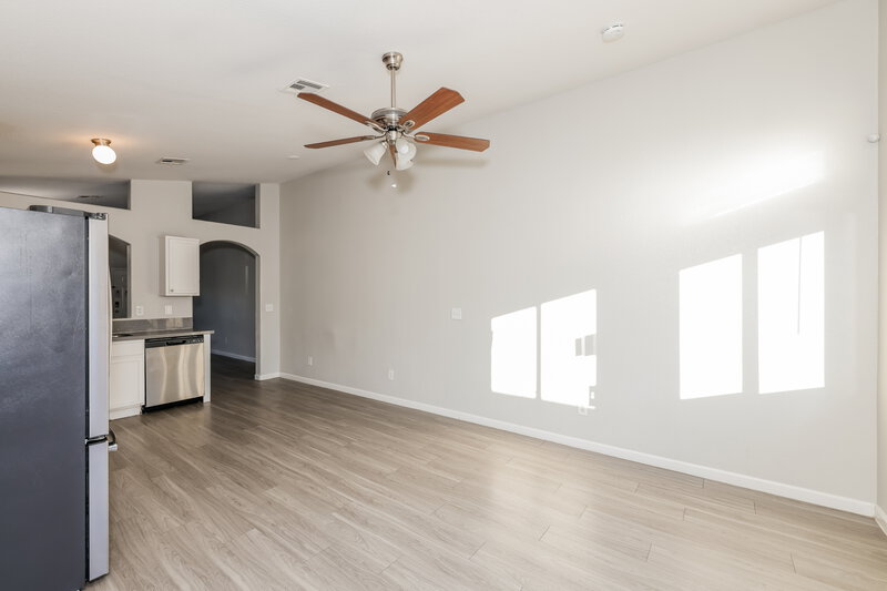 1,900/Mo, 511 Shallow Mist Ct North Las Vegas, NV 89032 Breakfast Nook View