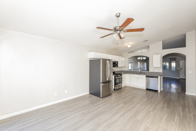 1,900/Mo, 511 Shallow Mist Ct North Las Vegas, NV 89032 Breakfast Nook View 2