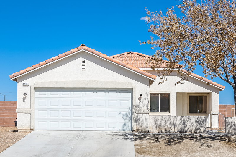 2,070/Mo, 5936 Crestmont Dr North Las Vegas, NV 89031 External View