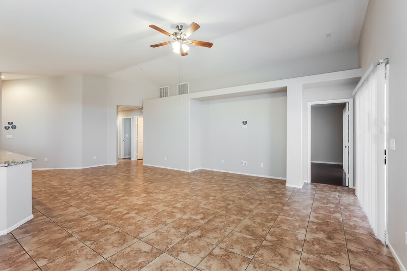 2,070/Mo, 5936 Crestmont Dr North Las Vegas, NV 89031 Living Room View