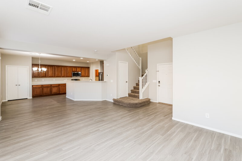 2,050/Mo, 328 Fox Blitz Ave North Las Vegas, NV 89031 Living Room View 2