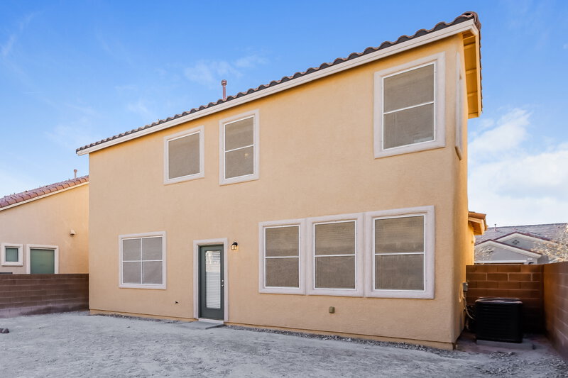 2,050/Mo, 328 Fox Blitz Ave North Las Vegas, NV 89031 Rear View