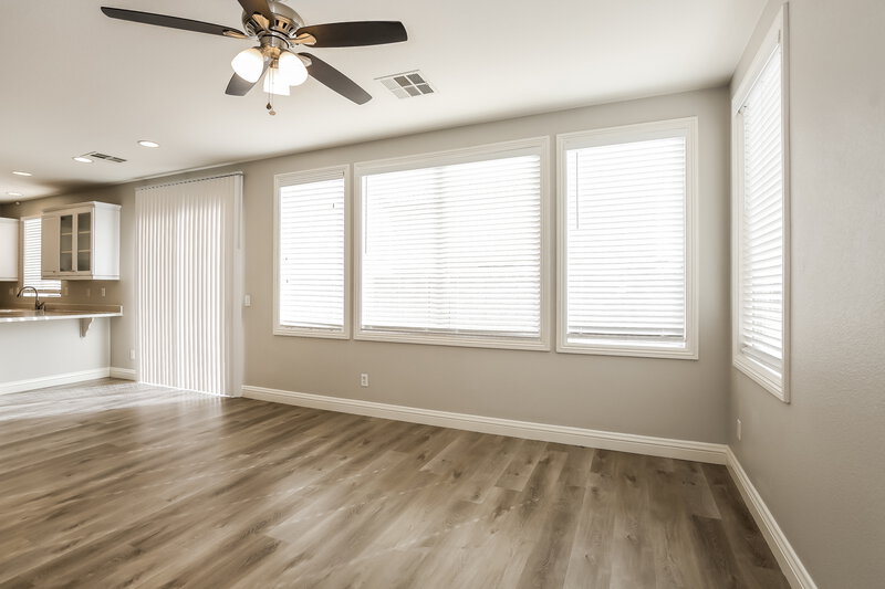 2,195/Mo, 1857 Bayhurst Ave North Las Vegas, NV 89031 Living Room View 3