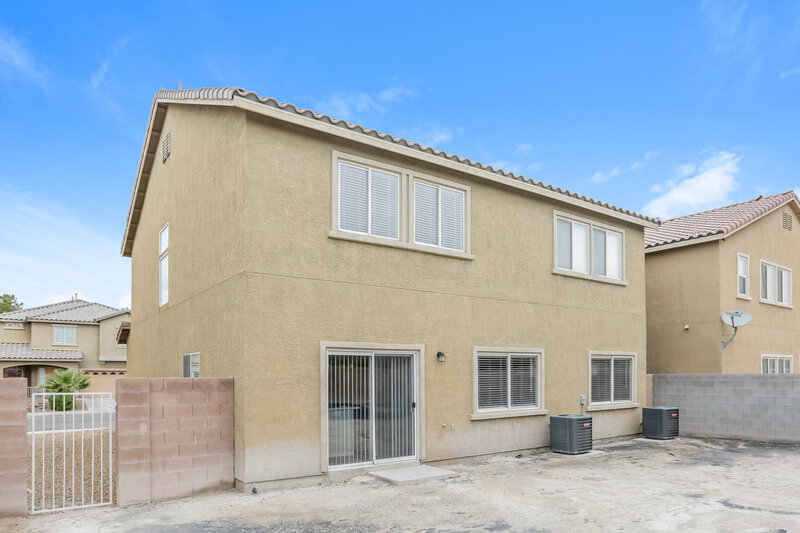 2,125/Mo, 6024 Gum Springs St North Las Vegas, NV 89081 Rear View