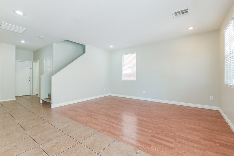 2,100/Mo, 4150 Buteo Ln North Las Vegas, NV 89084 Living Room View