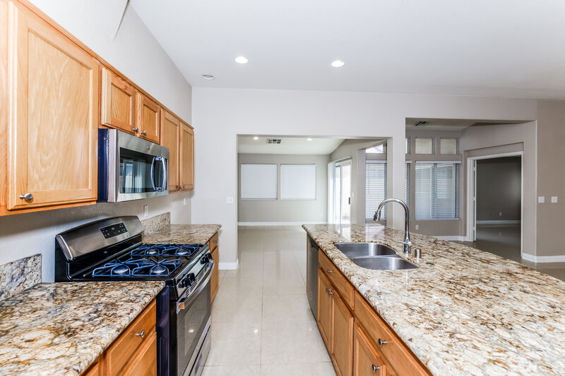 1,945/Mo, 3370 Wasatch Cedars St Las Vegas, NV 89122 Kitchen View