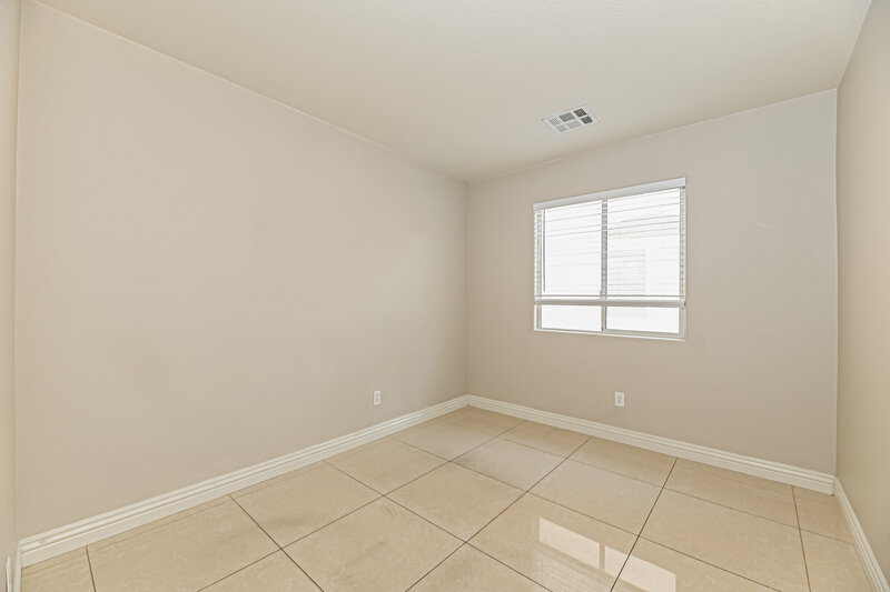 2,050/Mo, 3370 Wasatch Cedars St Las Vegas, NV 89122 Bedroom View 2