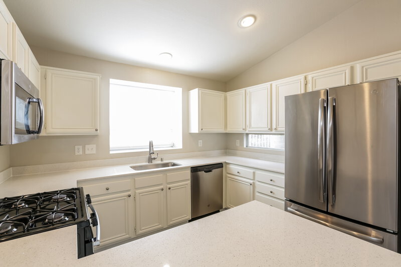 2,410/Mo, 541 Vantage Ave Henderson, NV 89002 Kitchen View